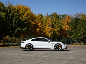2019Turbo S w^