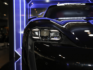 2019Turbo S (x)(ji)^