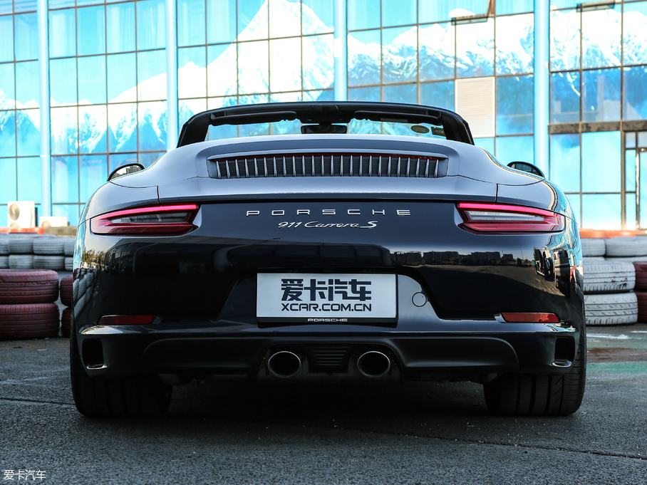 2019��r(sh��)��911 Carrera S Cabriolet