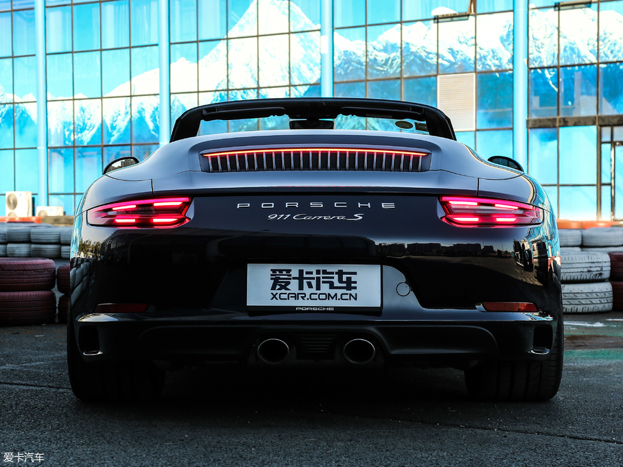 2019��r��911 Carrera S Cabriolet