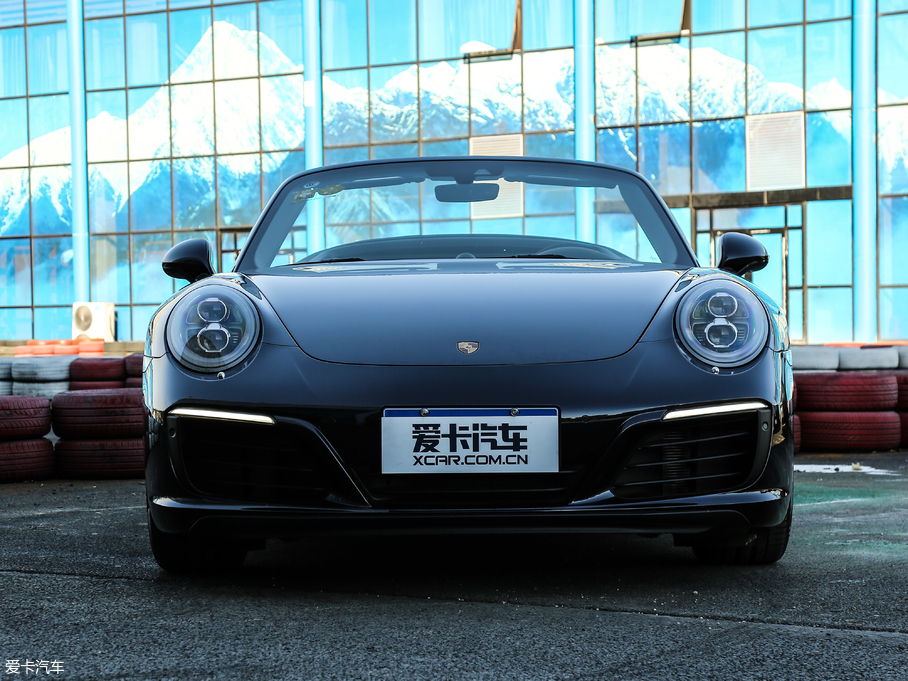 2019��r��911 Carrera S Cabriolet