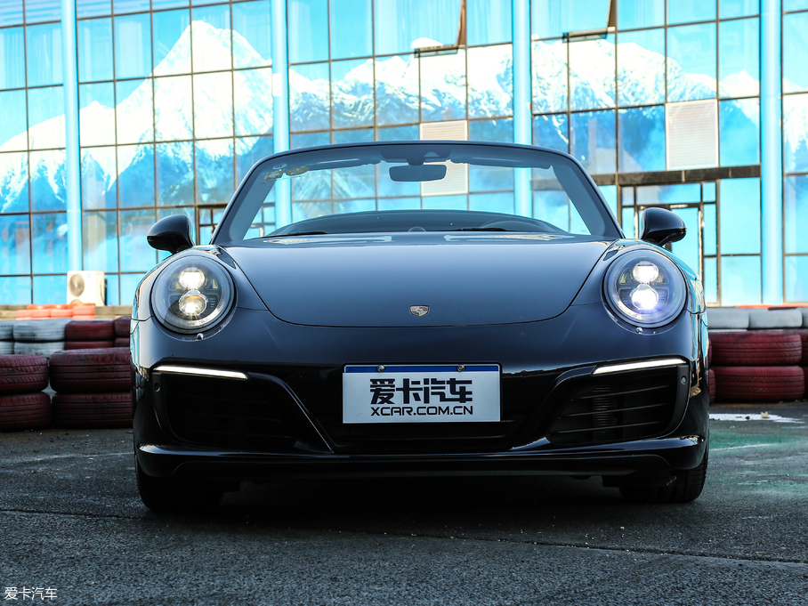 2019��r��911 Carrera S Cabriolet