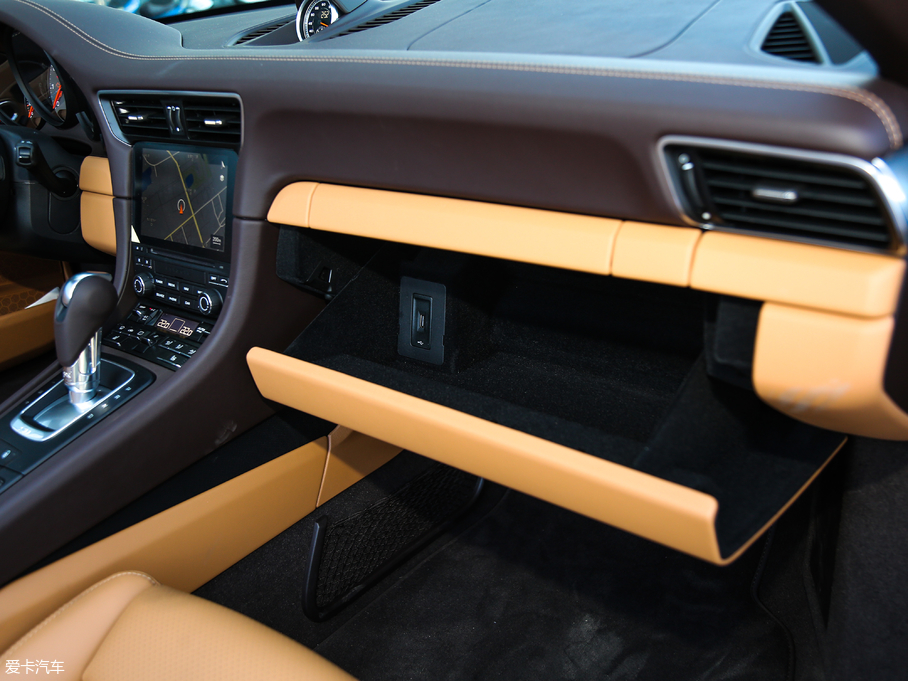 2019r911 Carrera S Cabriolet