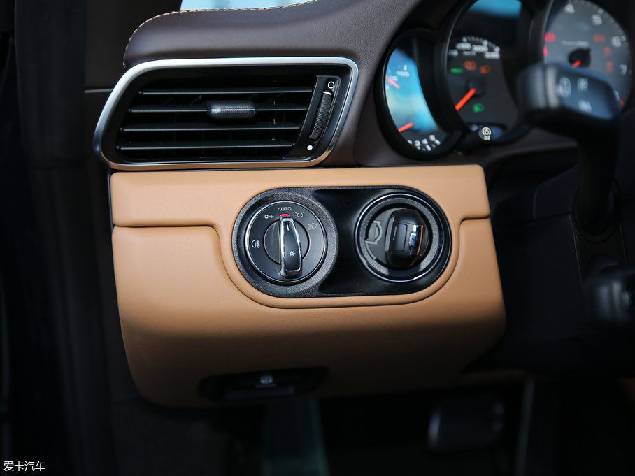 2019��r��911 Carrera S Cabriolet