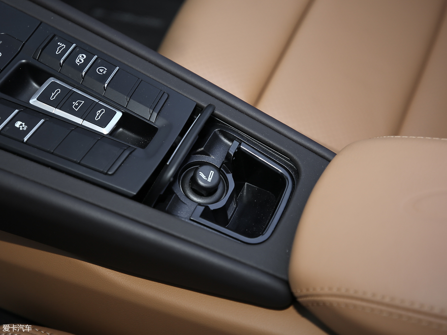 2019r911 Carrera S Cabriolet