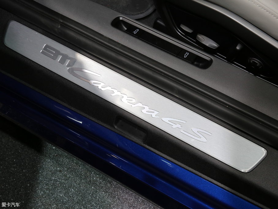 2019��r(sh��)��911 Carrera 4S