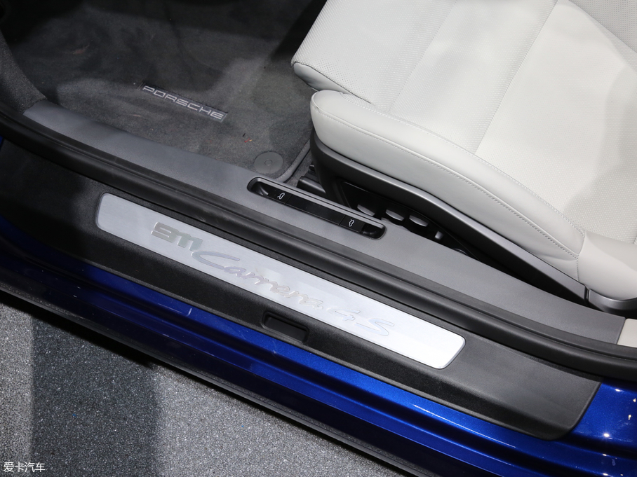 2019r911 Carrera 4S Cabriolet