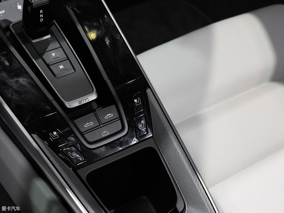 2019r911 Carrera 4S Cabriolet