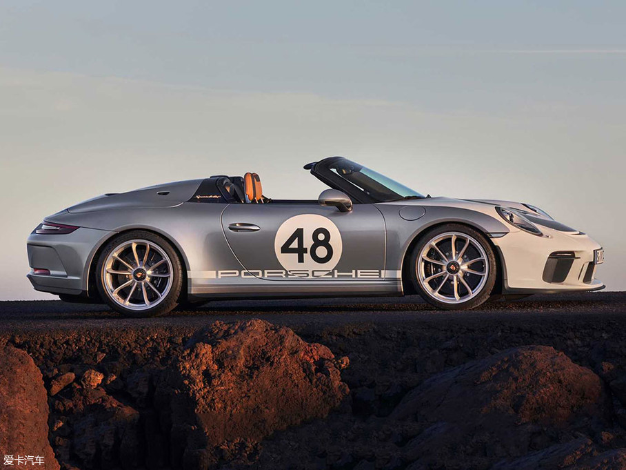 2019��r��911 Speedster