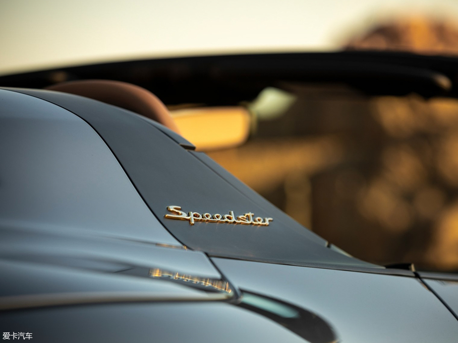 2019��r��911 Speedster