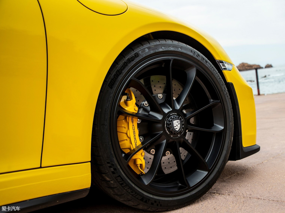 2019��r��911 Speedster