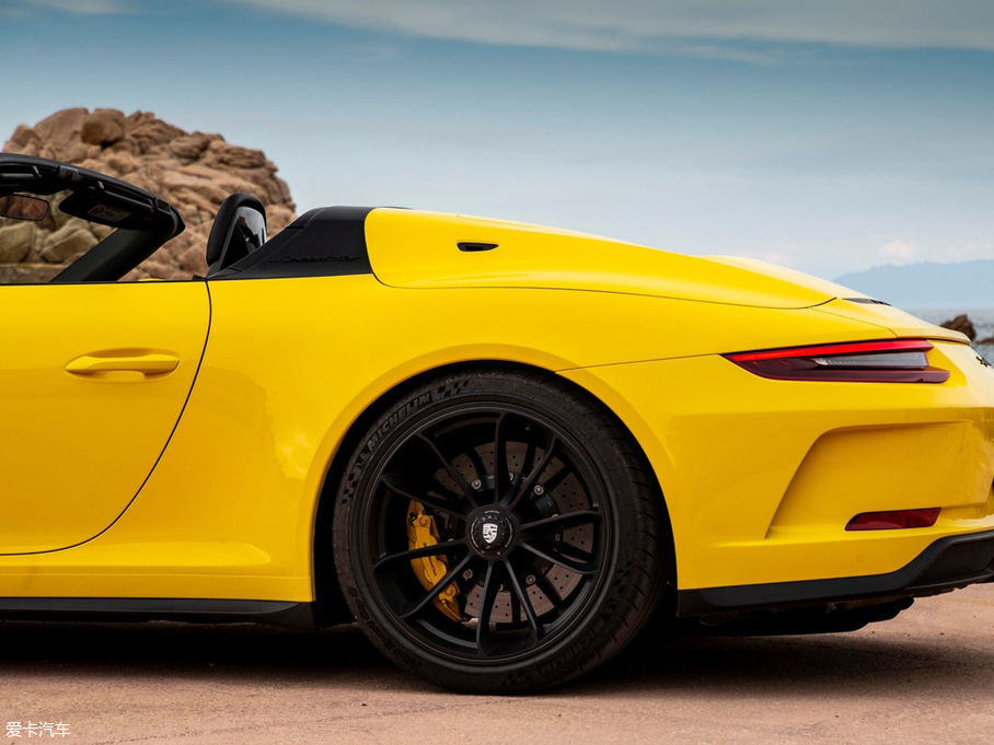 2019��r��911 Speedster