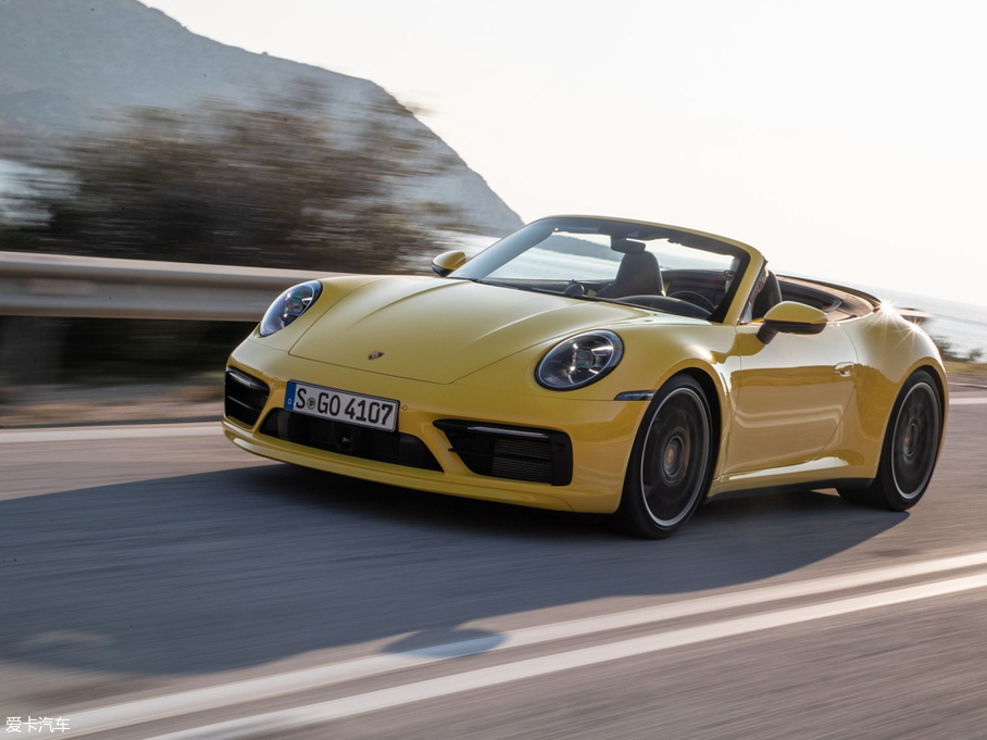 2019r911 Carrera S Cabriolet