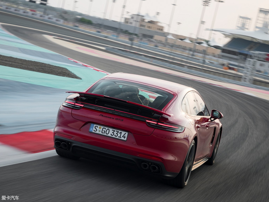 2019Panamera GTS
