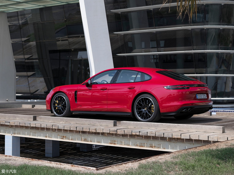 2019Panamera GTS