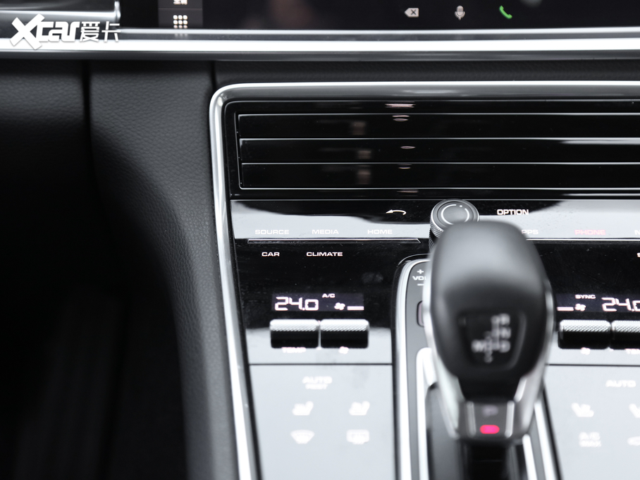 2019Panamera 4 Sport Turismo