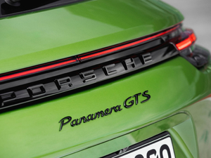 2019GTS Sport Turismo (ji)^