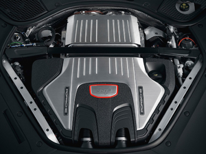 2019GTS Sport Turismo 