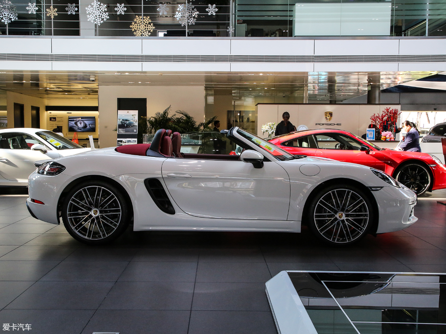 2018r718 718 Boxster Spyder