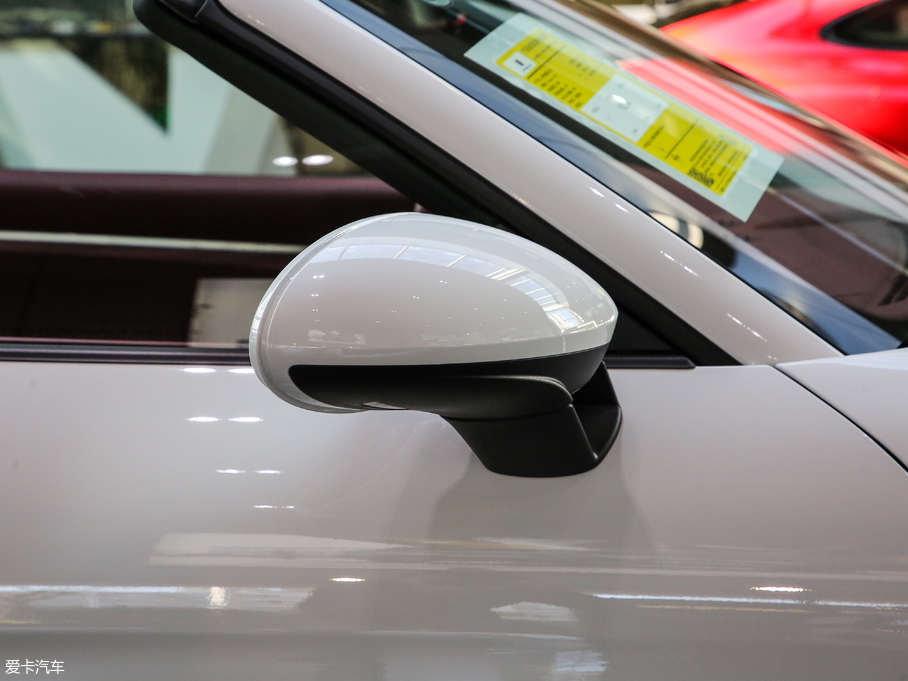 2018r718 718 Boxster Spyder