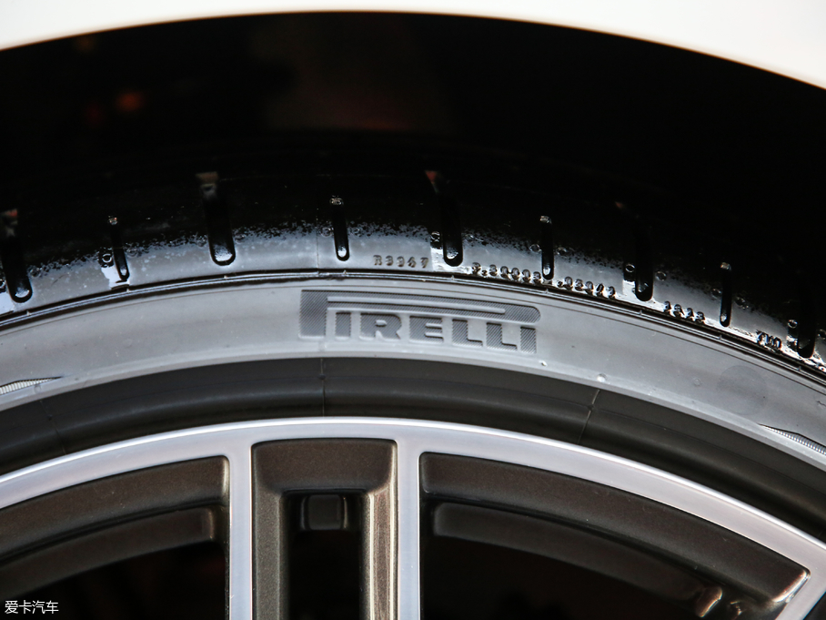 2018r718 718 Boxster Spyder