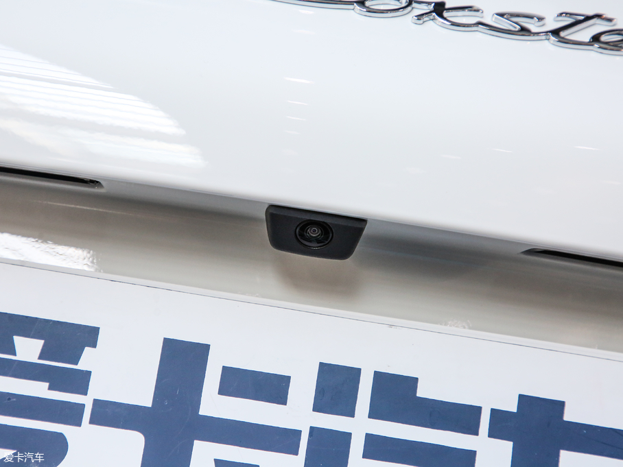 2018r(sh)718 718 Boxster Spyder