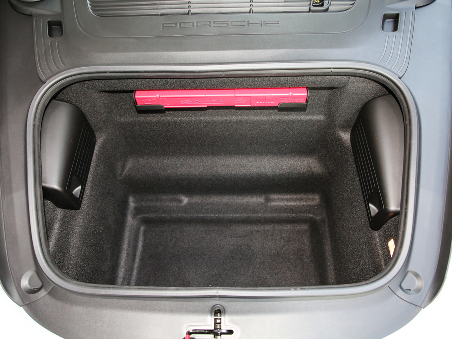 2018r(sh)718 718 Boxster Spyder