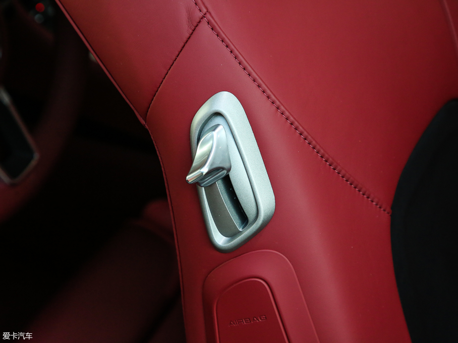 2018r718 718 Boxster Spyder