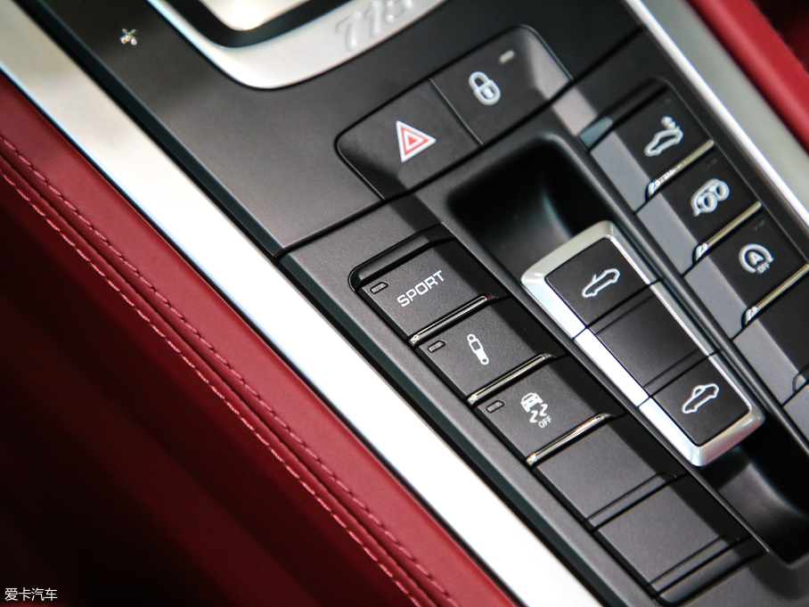 2018r718 718 Boxster Spyder