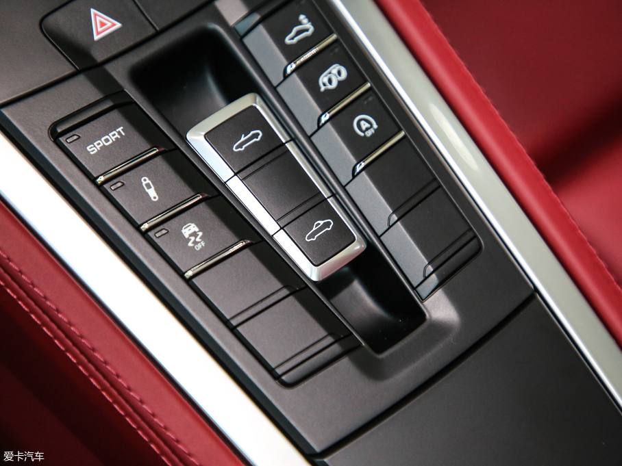 2018r718 718 Boxster Spyder