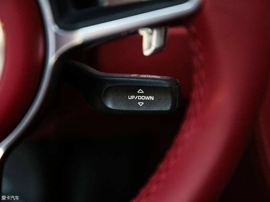 2018r718 718 Boxster Spyder