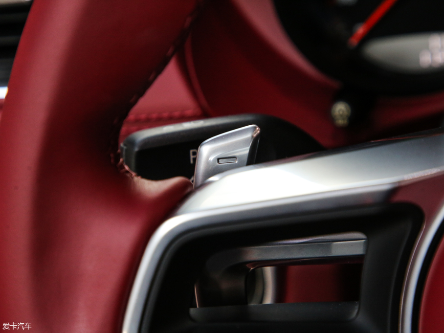 2018r718 718 Boxster Spyder