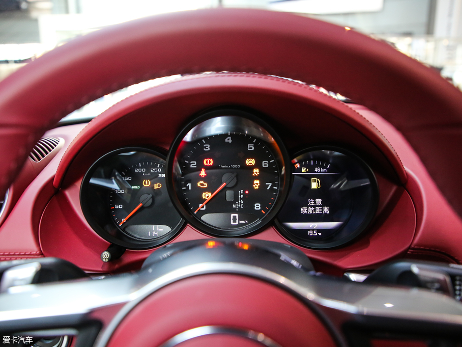 2018r718 718 Boxster Spyder