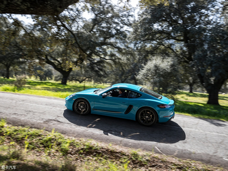2019r718 Cayman T