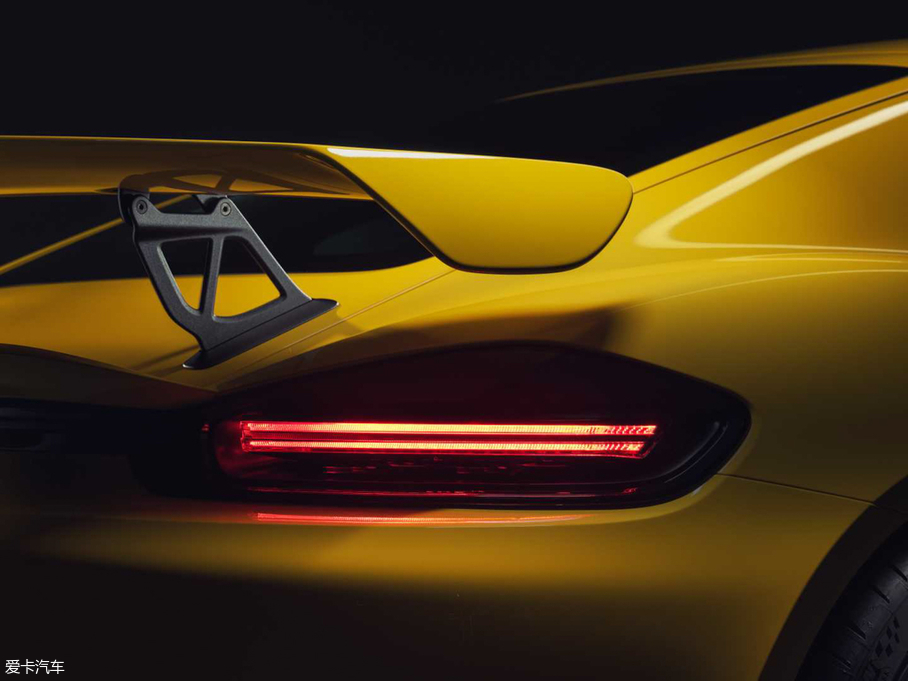 2019r718 Cayman GT4