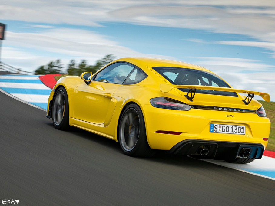 2019r718 Cayman GT4