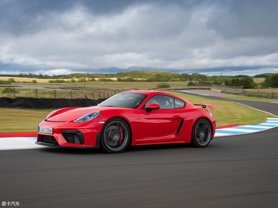 2019r718 Cayman GT4