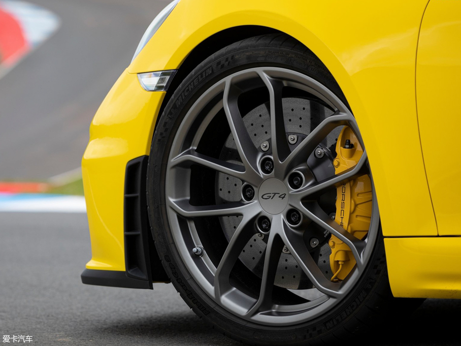 2019r718 Cayman GT4