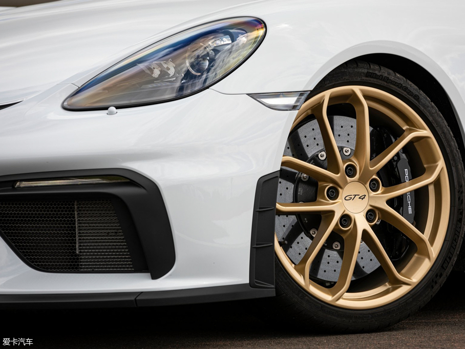 2019r718 Cayman GT4