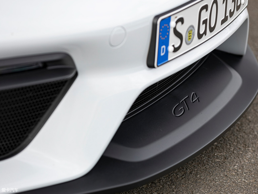 2019r(sh)718 Cayman GT4