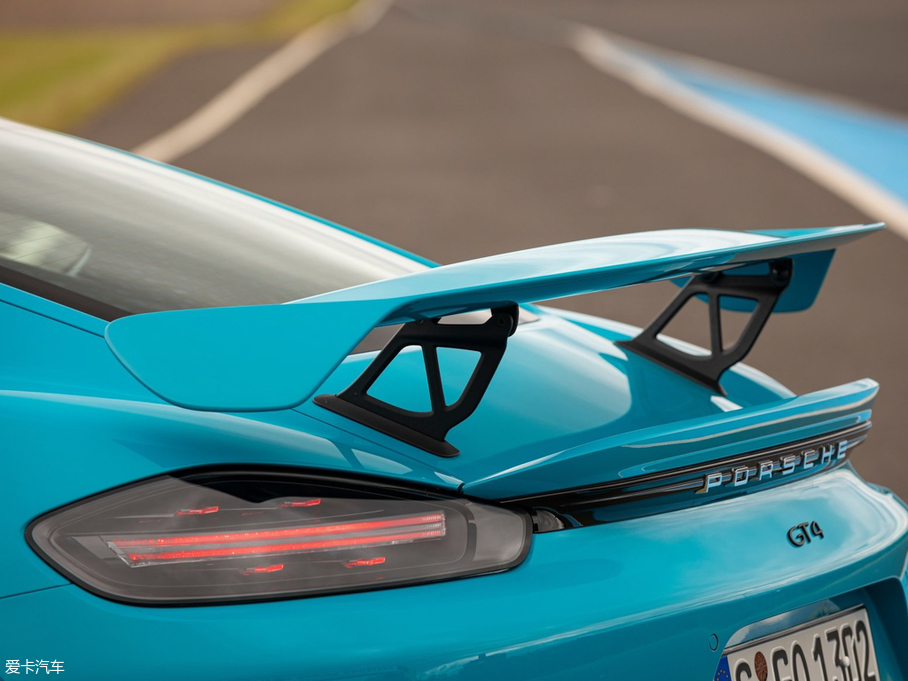 2019r718 Cayman GT4