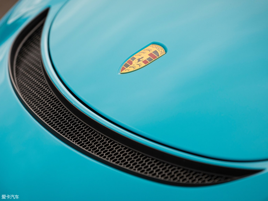 2019r718 Cayman GT4