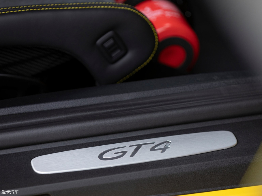 2019r718 Cayman GT4