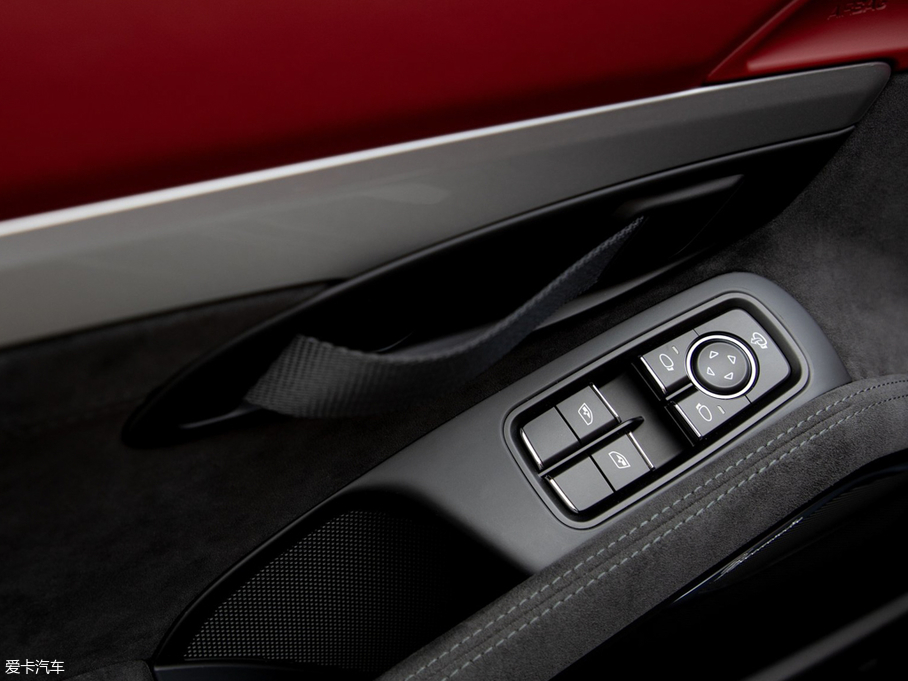 2019r(sh)718 Spyder