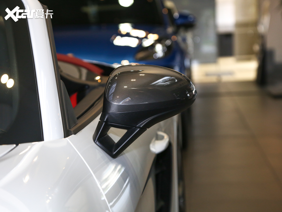 2019r718 Boxster T