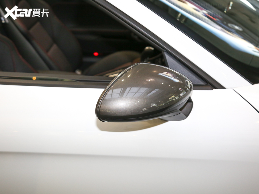 2019r(sh)718 Boxster T