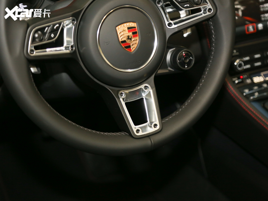 2019r718 Boxster T