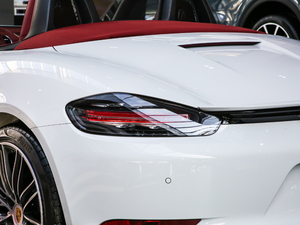 2018718 Boxster Spyder ^