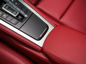 2018718 Boxster Spyder g