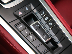 2018718 Boxster Spyder п؅^